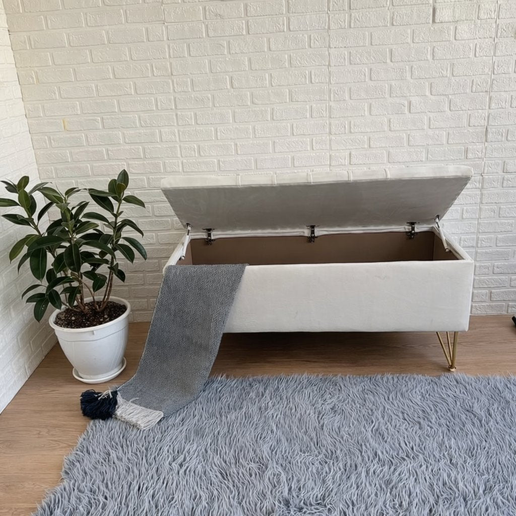 Luxury Tufted Storage Ottoman Bench – 2 Seater Upholstered Seating with Hidden Storage