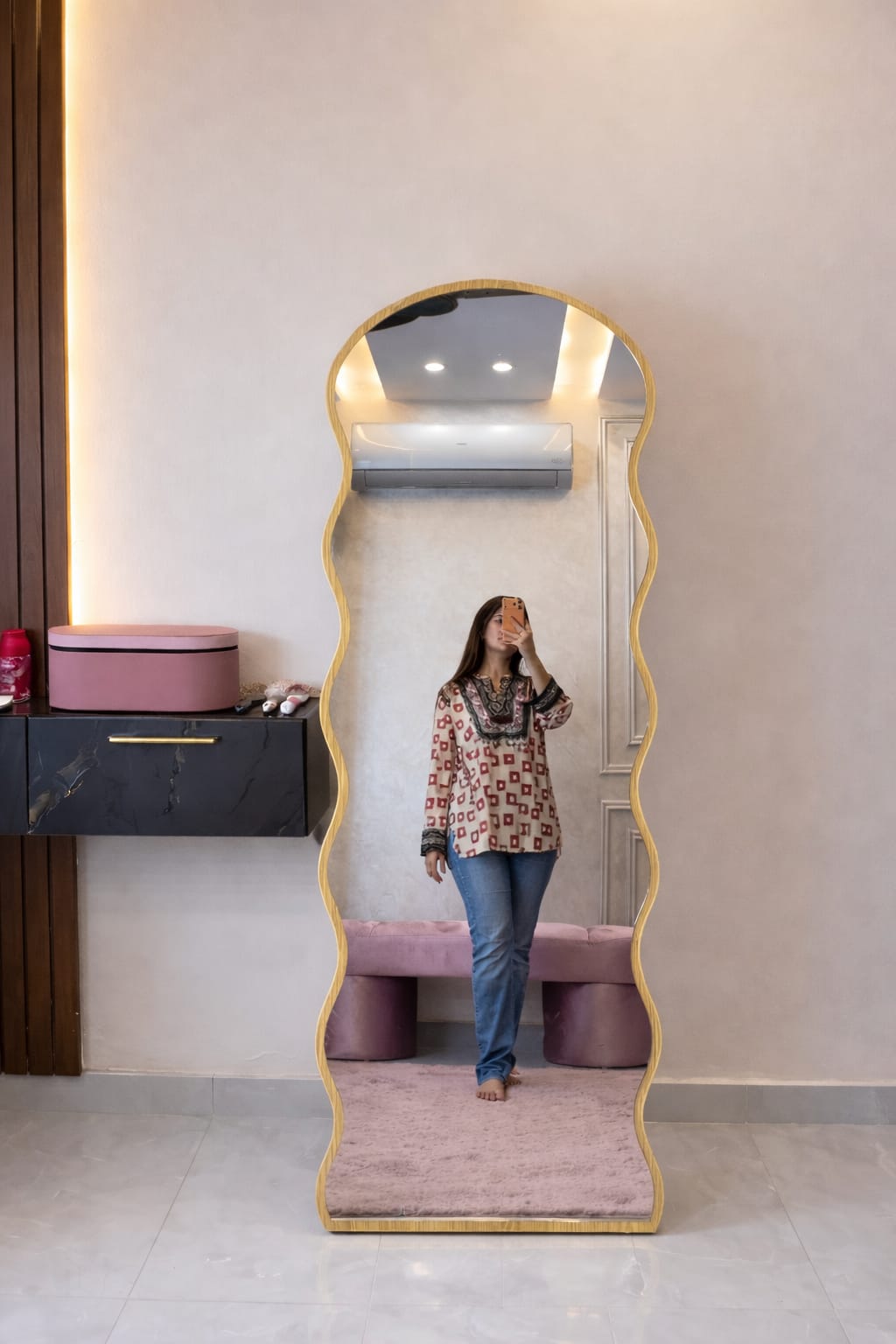 Premium Wavy Full-Length Mirror – 6×2 Ft Wooden Frame Floor Mirror