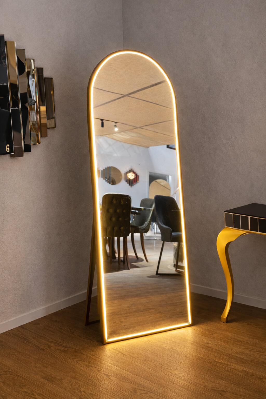 Luxury LED Arched Full-Length Mirror with Wooden Stand – Modern Floor Mirror for Bedroom & Living Room